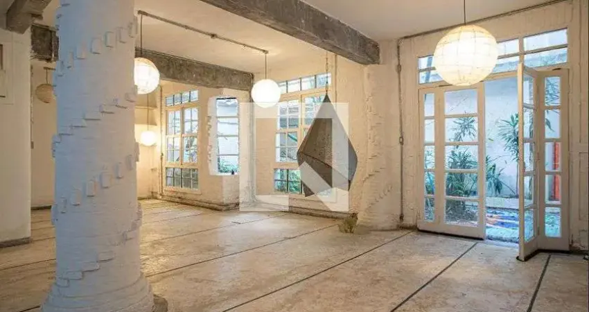 Apartamento para Aluguel - Consolação, 1 Quarto,  140 m² - São Paulo