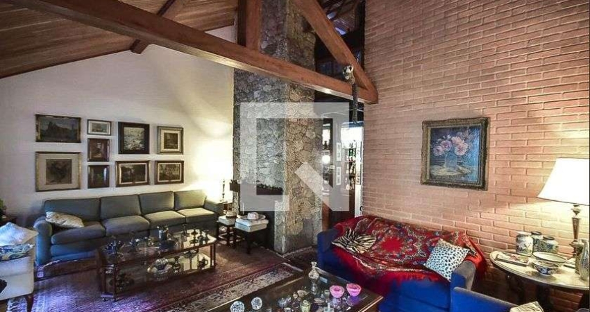 Casa para Aluguel - Morumbi, 4 Quartos,  568 m² - São Paulo