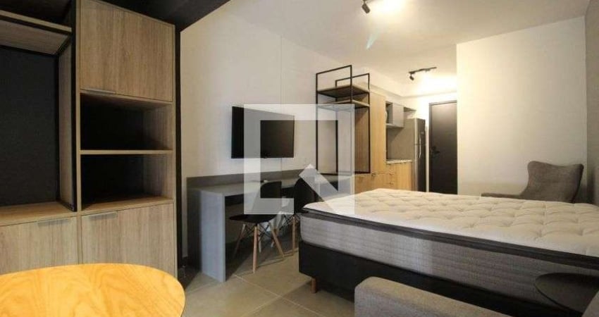 Kitnet / Stúdio para Aluguel - Moema, 1 Quarto,  27 m² - São Paulo