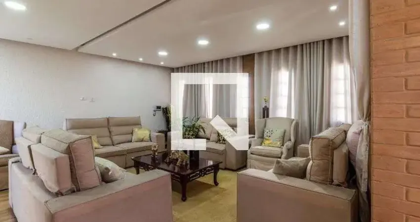 Casa para Aluguel - Vila Galvão, 4 Quartos,  750 m² - Guarulhos