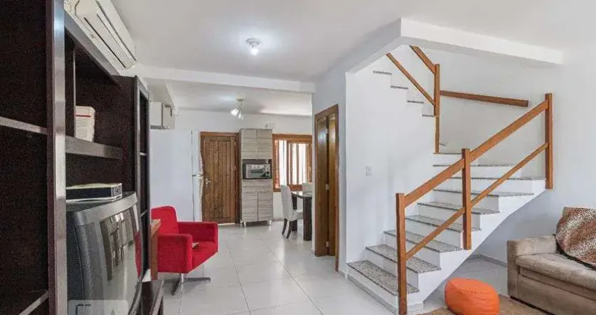Casa para Aluguel - Jardim Itu-Sabará, 2 Quartos,  130 m² - Porto Alegre