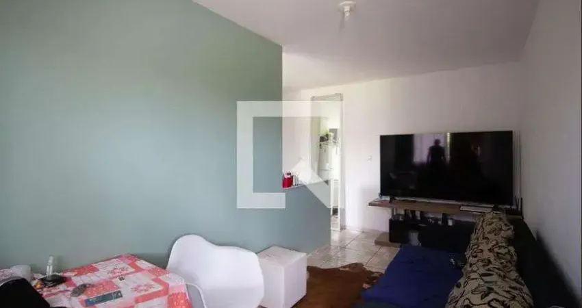 Apartamento para Aluguel - Conjunto Residencial Jose Bonifacio, 14 Quartos,  439 m² - São Paulo