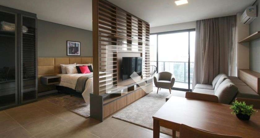 Kitnet / Stúdio para Aluguel - Vila Olímpia, 1 Quarto,  57 m² - São Paulo