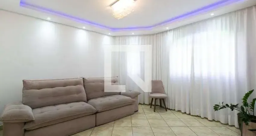 Casa para Aluguel - José Bonifácio, 2 Quartos,  300 m² - São Paulo