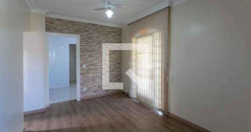 Casa para Aluguel - Cachoeirinha, 2 Quartos,  80 m² - Belo Horizonte