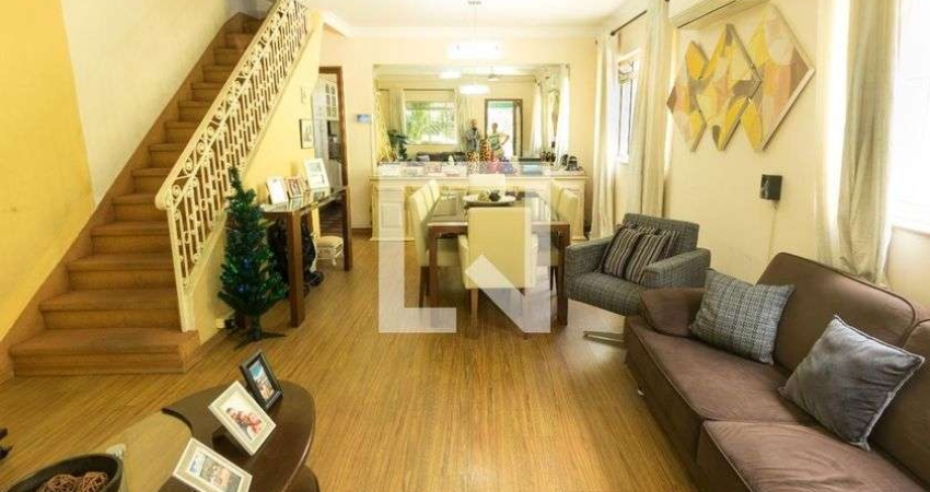 Casa para Aluguel - Pinheiros, 2 Quartos,  240 m² - São Paulo