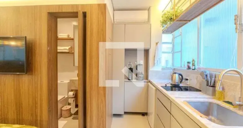 Kitnet / Stúdio para Aluguel - Consolação, 1 Quarto,  20 m² - São Paulo