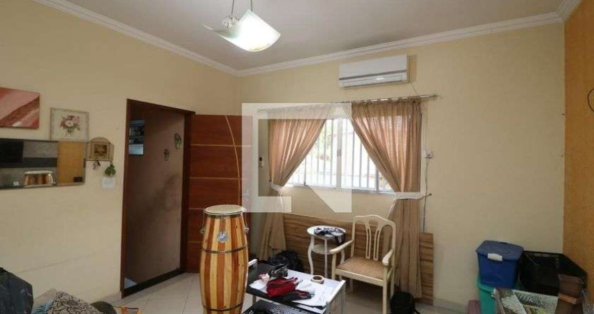 Casa para Aluguel - Vila Santa Clara, 3 Quartos,  120 m² - São Paulo