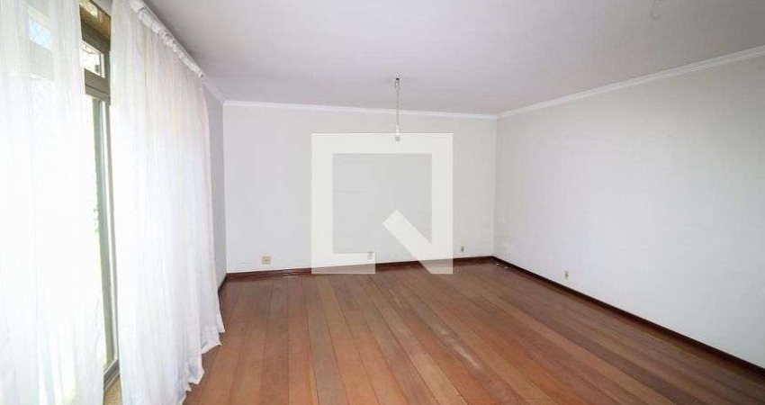 Casa para Aluguel - Tatuapé, 3 Quartos,  550 m² - São Paulo