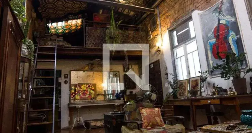 Casa para Aluguel - Bela Vista, 4 Quartos,  230 m² - São Paulo