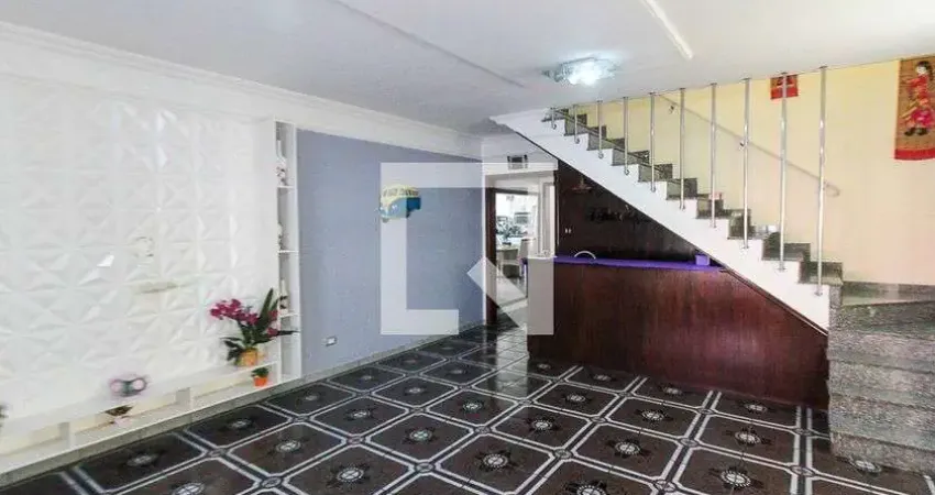 Casa para Aluguel - Jardim Teresa, 3 Quartos,  183 m² - São Paulo