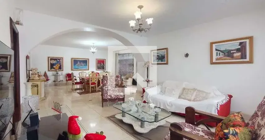 Casa para Aluguel - Jardim Guanabara, 3 Quartos,  390 m² - Rio de Janeiro