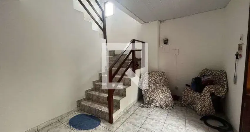 Casa para Aluguel - Jardim Guanabara, 2 Quartos,  100 m² - Rio de Janeiro