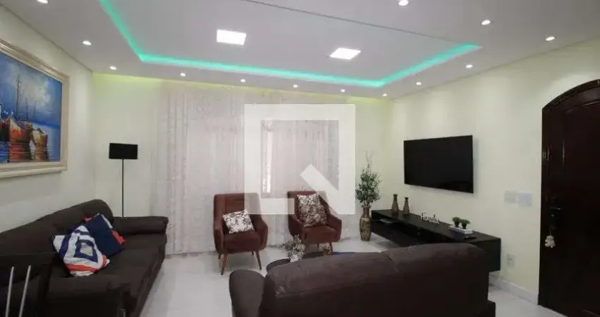 Casa para Aluguel - Jardim Brasília, 4 Quartos,  240 m² - São Paulo