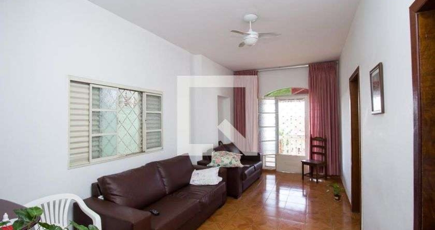 Casa para Aluguel - Aparecida, 4 Quartos,  200 m² - Belo Horizonte