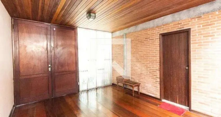 Casa para Aluguel - Água Fria, 4 Quartos,  300 m² - São Paulo