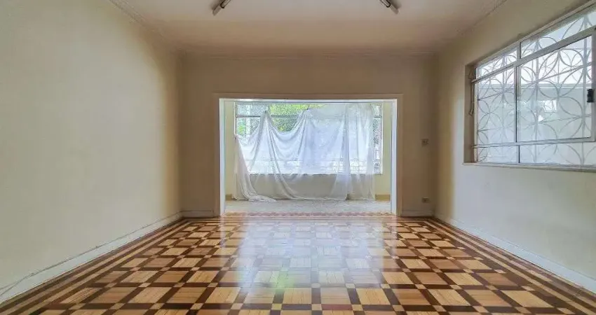 Casa para Aluguel - Cambuci, 3 Quartos,  250 m² - São Paulo