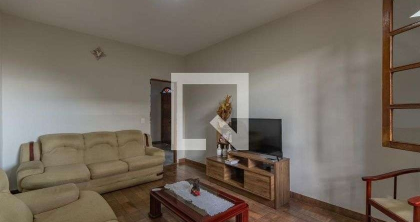 Casa para Aluguel - Candelária, 3 Quartos,  360 m² - Belo Horizonte