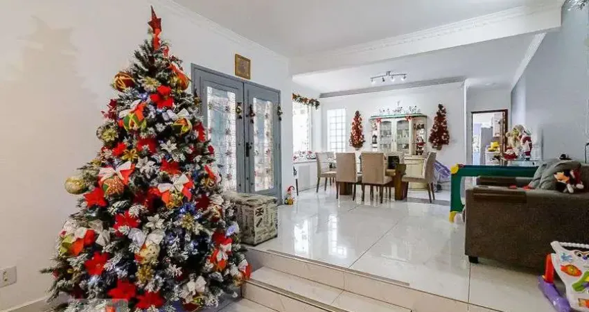 Casa para Aluguel - Cambuci, 3 Quartos,  350 m² - São Paulo