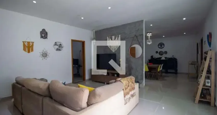 Casa para Aluguel - Vargem Grande, 2 Quartos,  180 m² - Rio de Janeiro