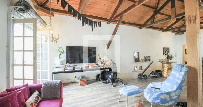 Casa para Aluguel - Belém, 1 Quarto,  646 m² - São Paulo