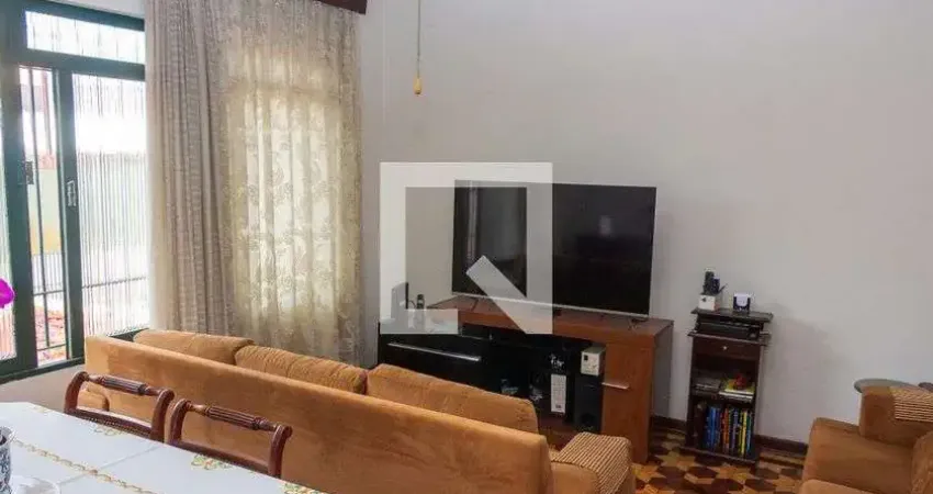 Casa para Aluguel - Jardim dos Lagos, 3 Quartos,  336 m² - São Paulo