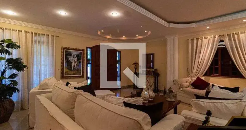 Casa para Aluguel - Taquara, 4 Quartos,  670 m² - Rio de Janeiro