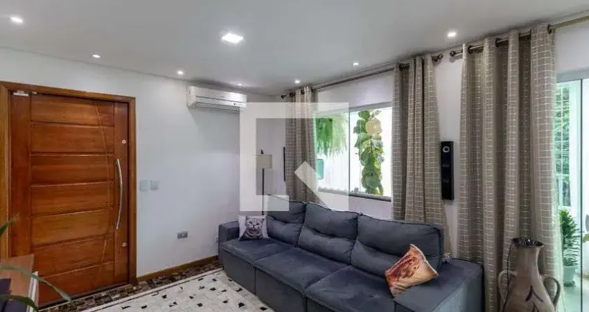 Casa para Aluguel - Ermelino Matarazzo, 3 Quartos,  260 m² - São Paulo