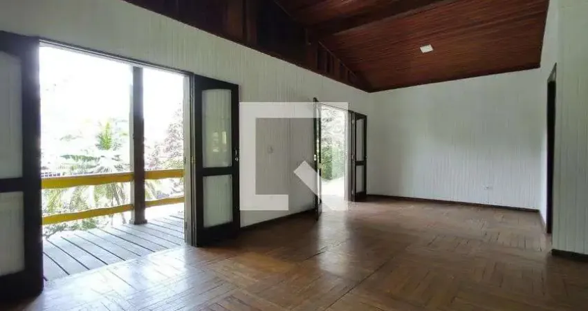 Casa para Aluguel - Jacarepaguá, 3 Quartos,  280 m² - Rio de Janeiro