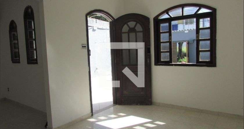 Casa para Aluguel - Campo Grande, 2 Quartos,  160 m² - Rio de Janeiro
