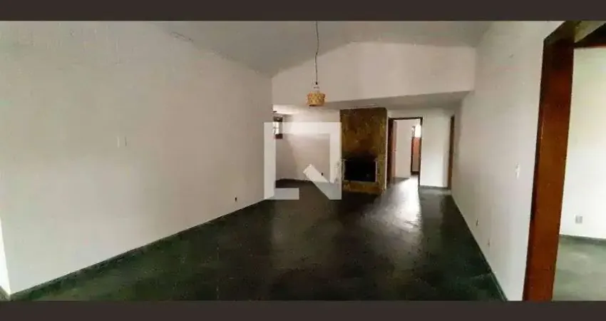 Casa para Aluguel - Três Montanhas, 6 Quartos,  300 m² - Osasco