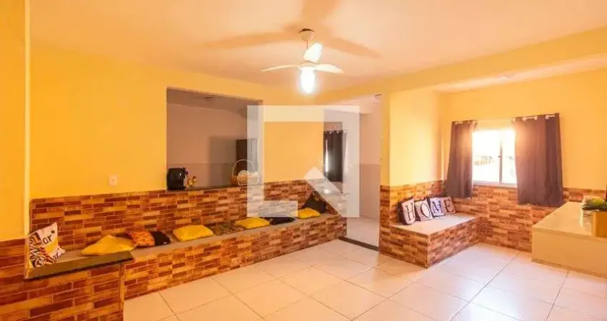 Casa para Aluguel - Guaratiba, 3 Quartos,  1400 m² - Rio de Janeiro