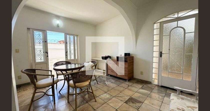 Casa para Aluguel - Castelo, 7 Quartos,  360 m² - Belo Horizonte