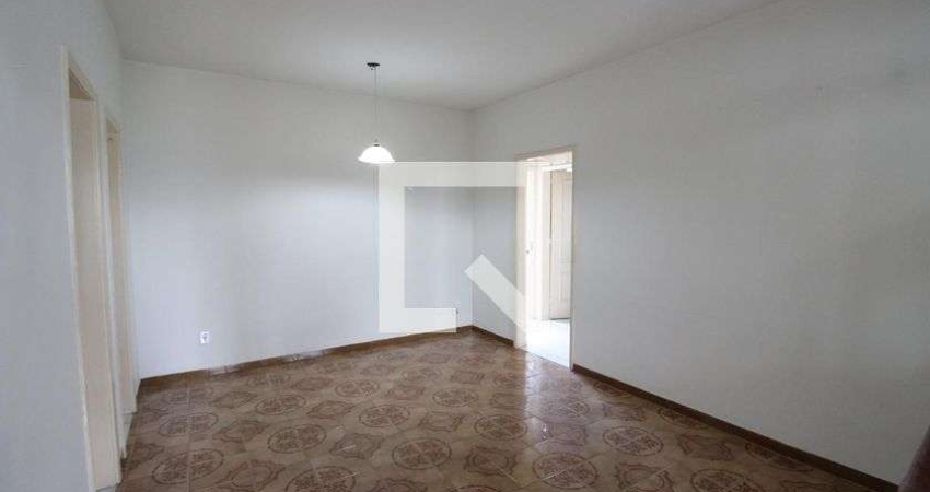 Casa para Aluguel - Quintino Bocaiúva, 2 Quartos,  450 m² - Rio de Janeiro