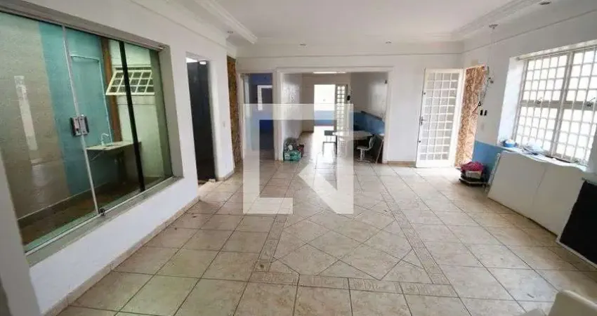 Casa para Aluguel - Mansões Santo Antônio, 3 Quartos,  400 m² - Campinas