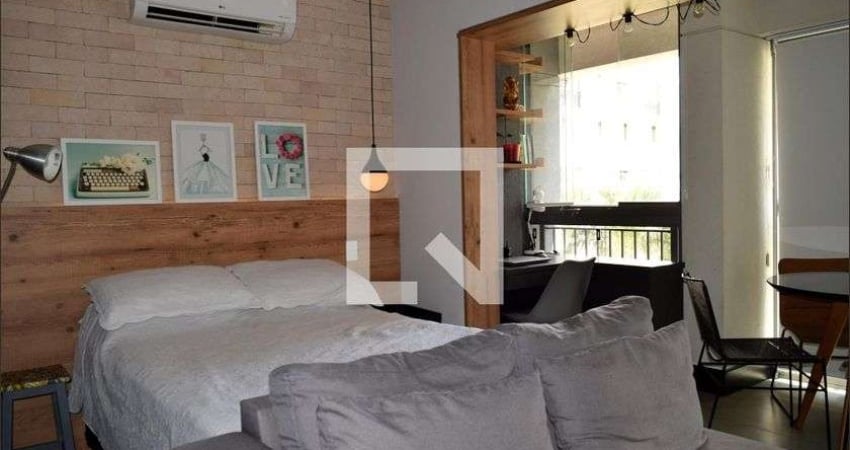 Kitnet / Stúdio para Aluguel - Vila Madalena, 1 Quarto,  31 m² - São Paulo