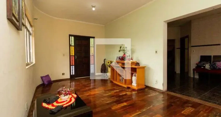 Casa para Aluguel - Vila Carrão, 5 Quartos,  650 m² - São Paulo