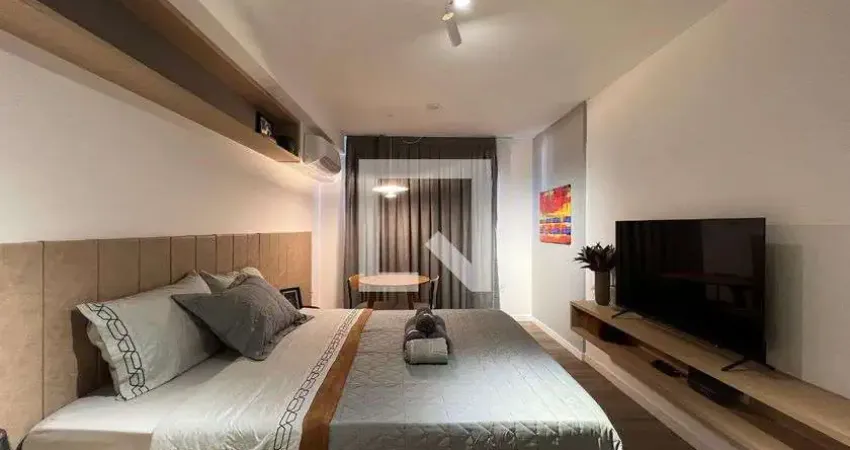 Kitnet / Stúdio para Aluguel - Pinheiros, 1 Quarto,  27 m² - São Paulo