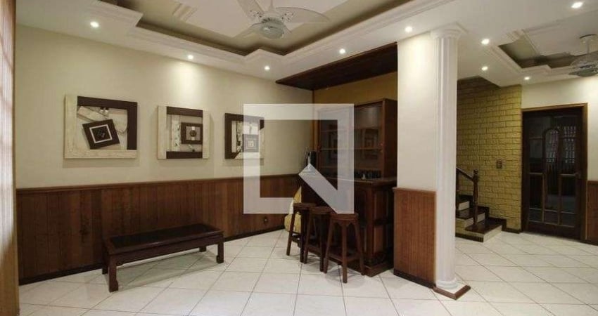 Casa / Sobrado em Condomínio para Aluguel - Freguesia , 3 Quartos,  250 m² - Rio de Janeiro
