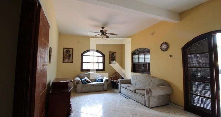 Casa para Aluguel - Freguesia , 3 Quartos,  1300 m² - Rio de Janeiro