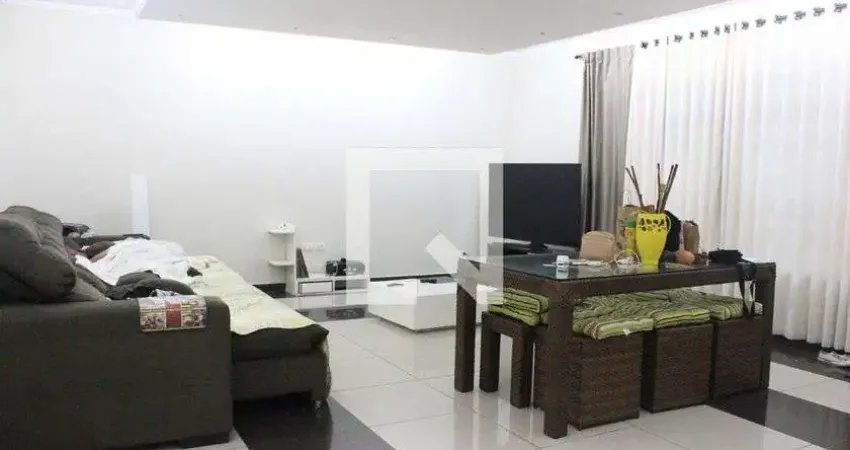 Casa para Aluguel - Vila Galvão, 5 Quartos,  400 m² - Guarulhos