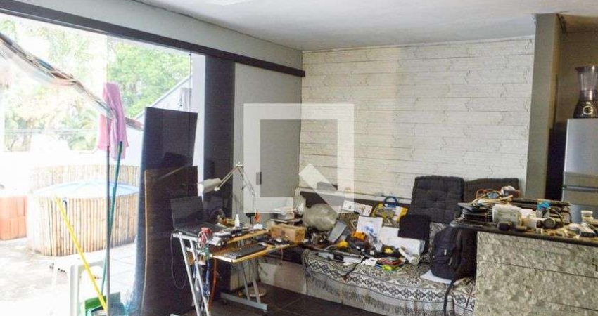 Casa para Aluguel - Taquara, 1 Quarto,  240 m² - Rio de Janeiro