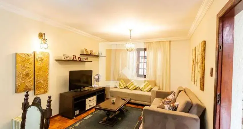 Casa para Aluguel - Parque Jaçatuba, 3 Quartos,  188 m² - Santo André