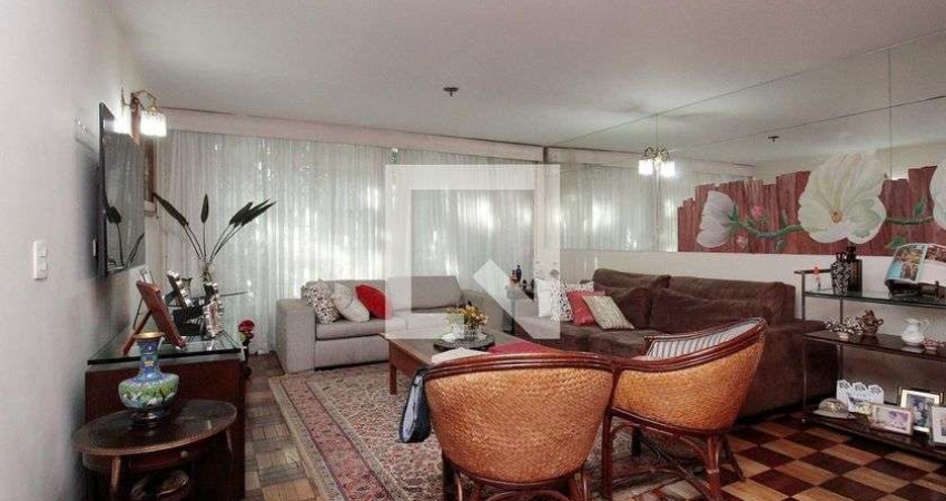 Casa para Aluguel - Pacaembu, 4 Quartos,  400 m² - São Paulo