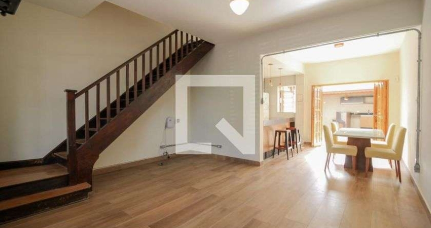 Casa para Aluguel - Campo Belo, 2 Quartos,  140 m² - São Paulo