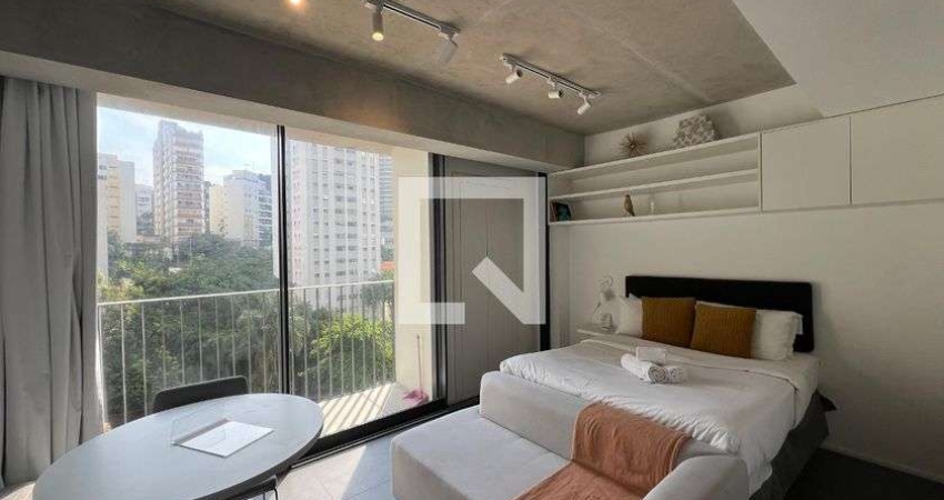 Kitnet / Stúdio para Aluguel - Vila Madalena, 1 Quarto,  28 m² - São Paulo
