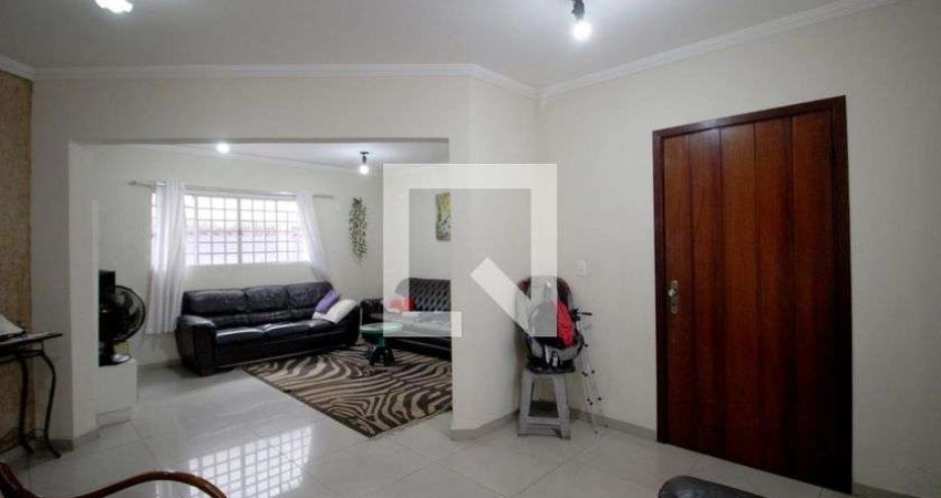 Casa para Aluguel - Jardim Astro, 3 Quartos,  240 m² - Sorocaba