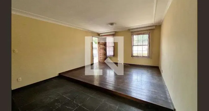 Casa para Aluguel - Taquara, 3 Quartos,  322 m² - Rio de Janeiro