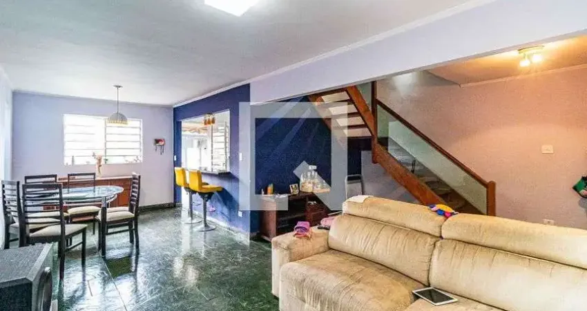 Casa para Aluguel - Jardim Éster Yolanda, 4 Quartos,  147 m² - São Paulo