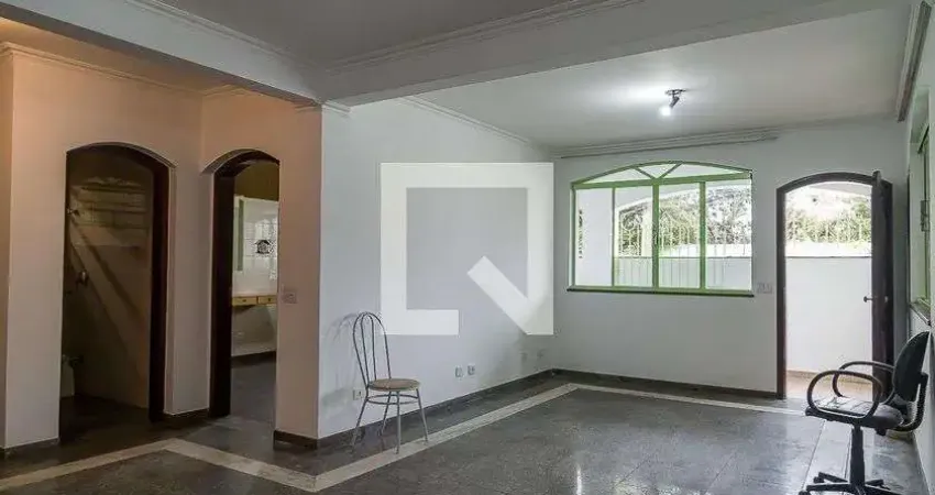 Casa para Aluguel - Jabaquara, 3 Quartos,  230 m² - São Paulo